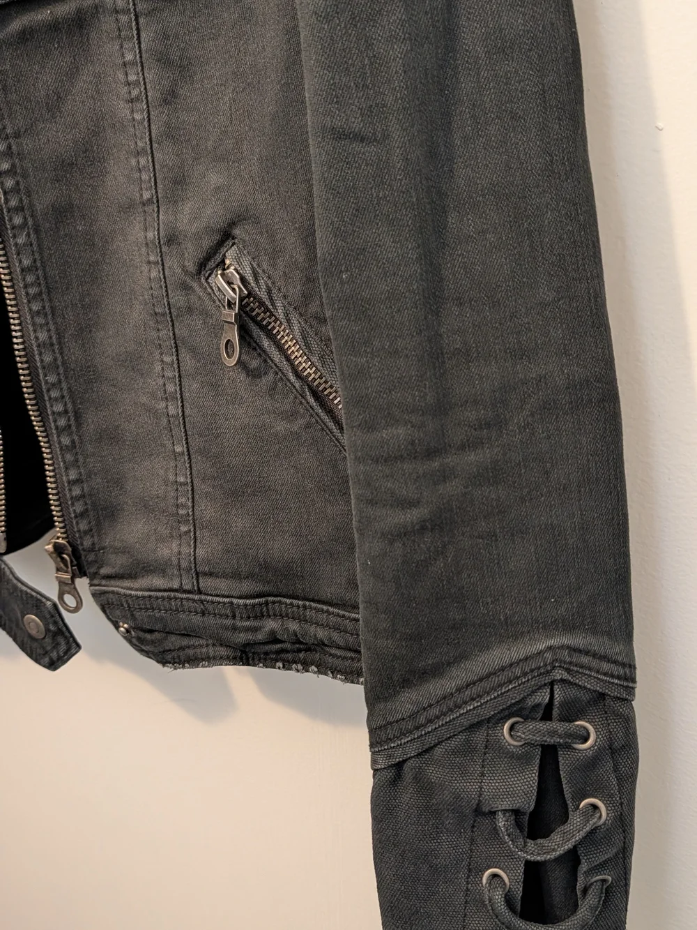 Free People Black Lace-Up Sleeve Cropped Moto Jacket - Picture 2 of 7
